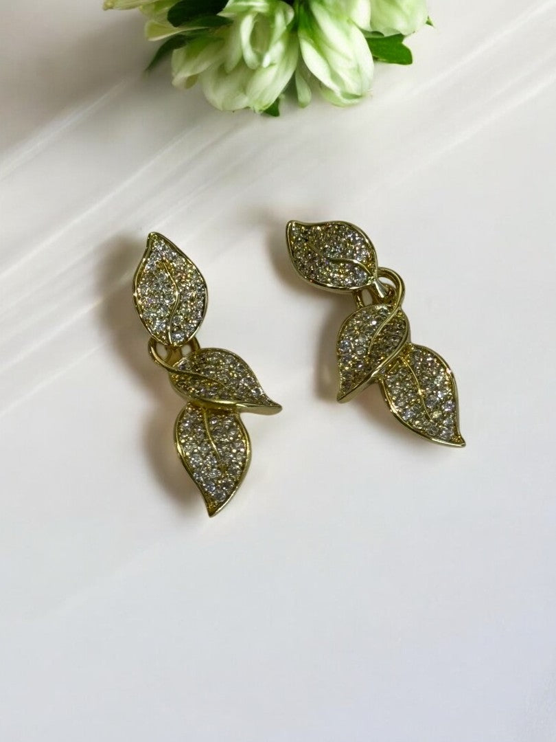 18K GOLD PLATED TWINKLING DIAMOND LEAVES HOOP AND DANGLE EARRING