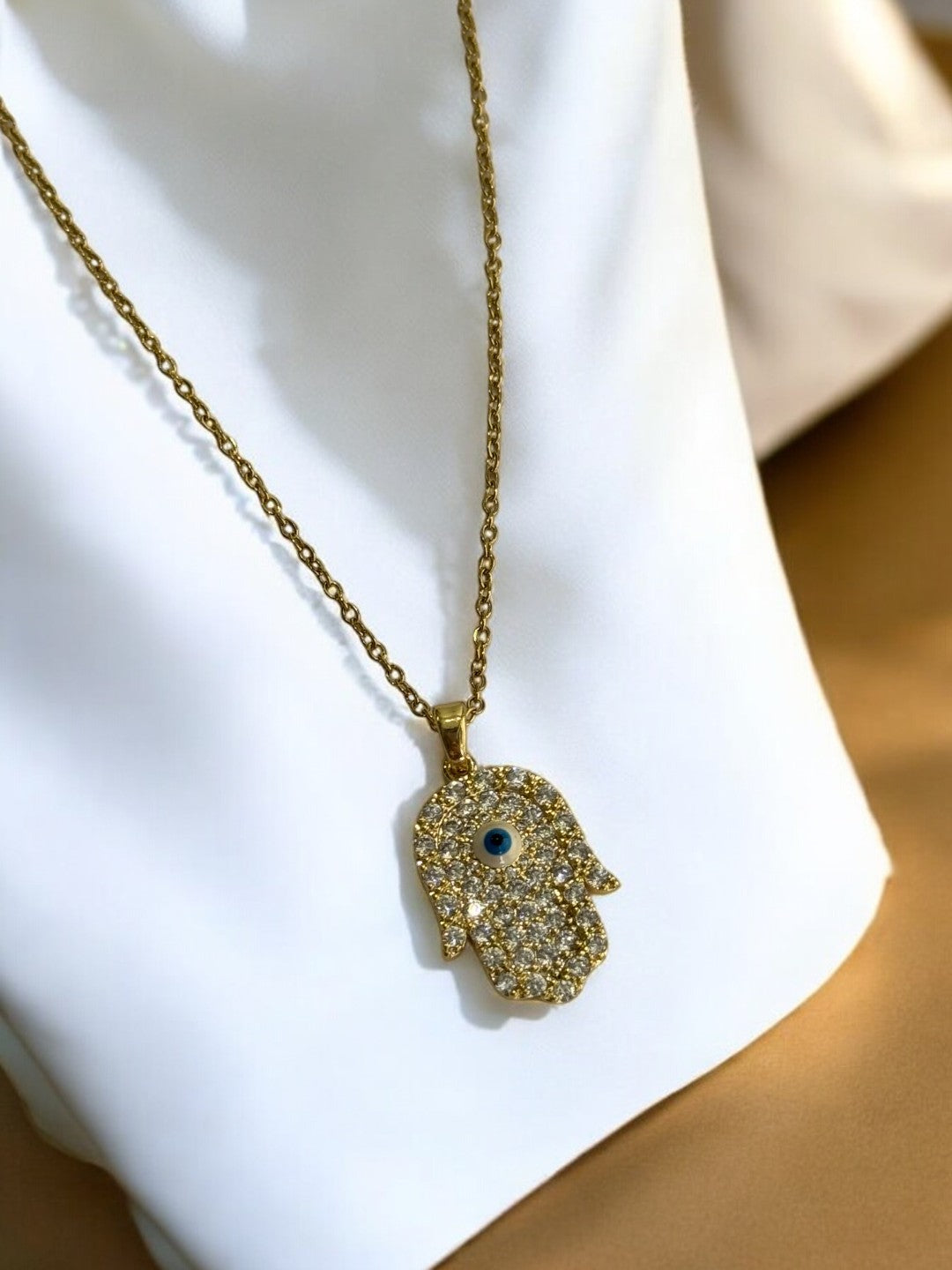 GOLDEN CHAIN WITH DIAMOND NONVIOLENCE PENDENT