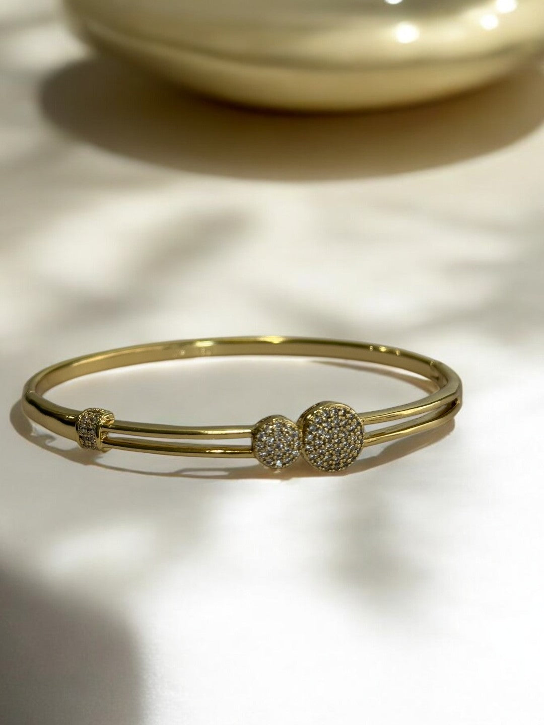 DIAMOND ROUND BRACELET