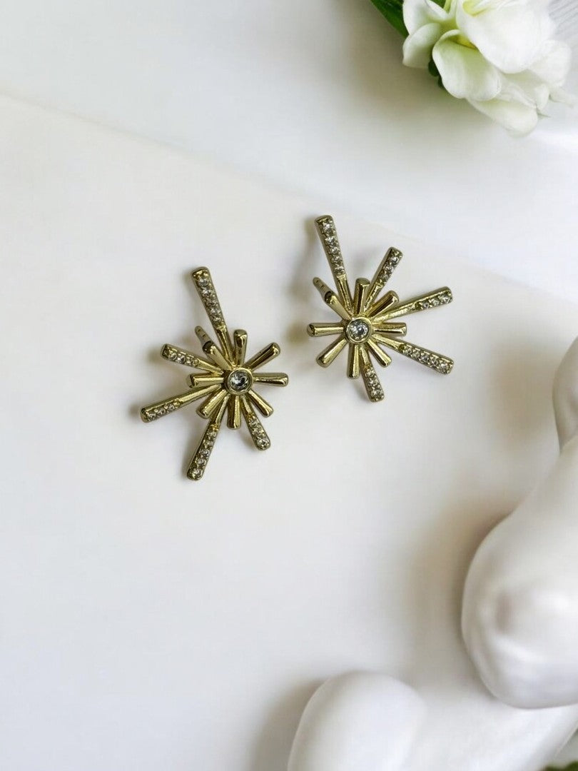 18 K GOLD PLATED DIAMOND STUD LIKE SPLASH PREMIUM STUD