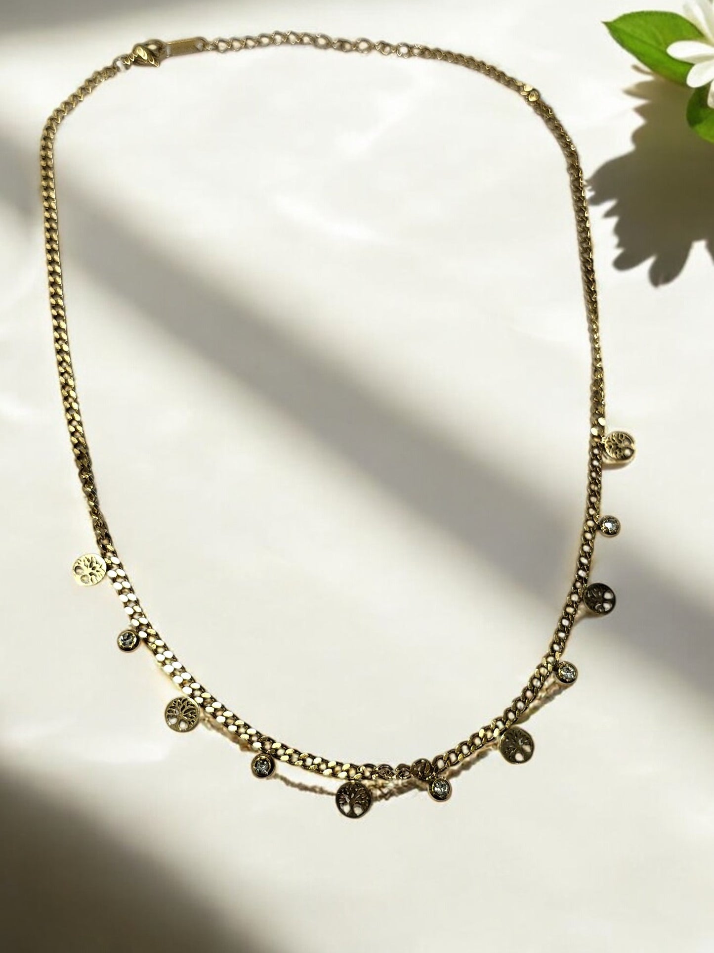 GOLDEN CHAIN WITH TREE OF LIFE SYMBOL AND HANGING DIAMOND