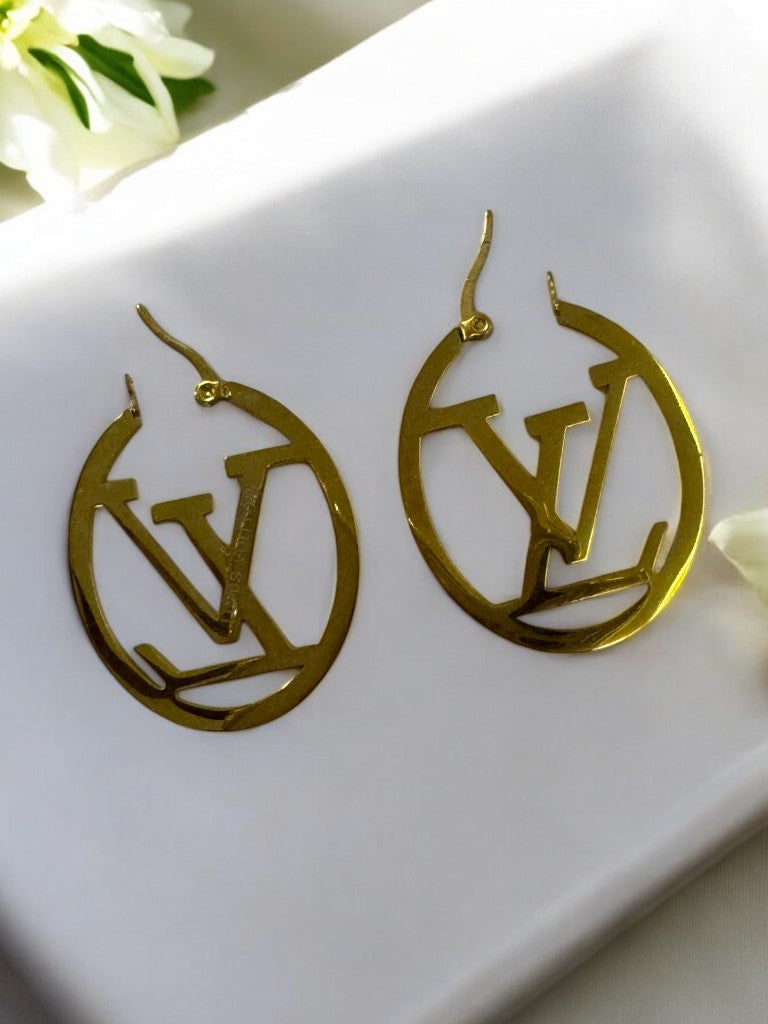 GOLDEN BIG CIRCLE WITH LUXURY BRAND LV HOOP