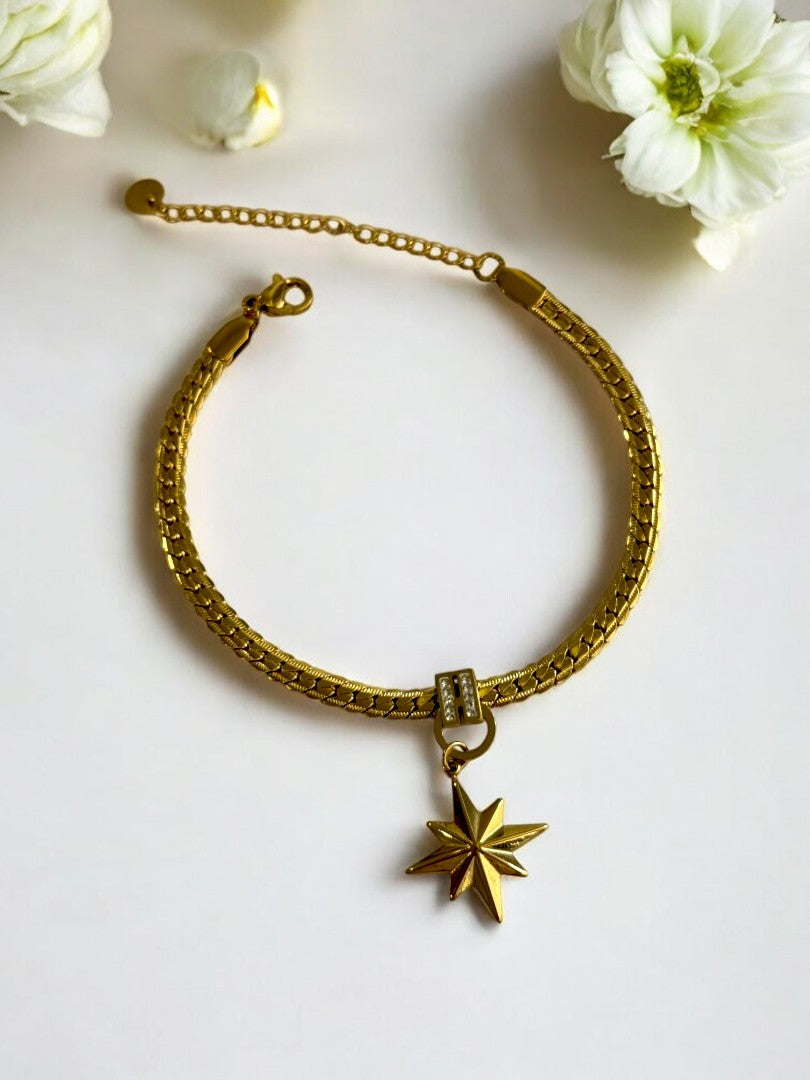 GOLDEN CHAIN WITH HANGING STAR TARNISH FREE BRACELET