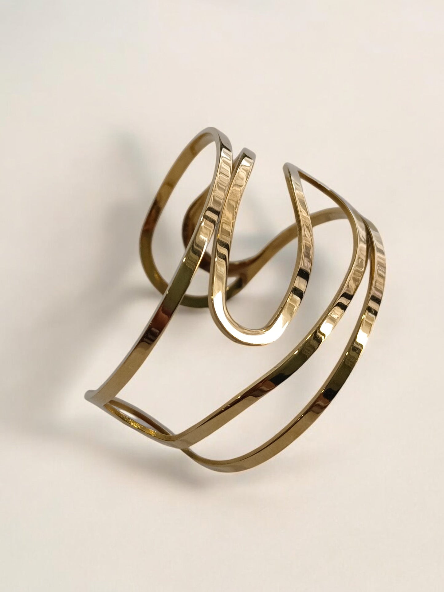 GOLDEN CUFF