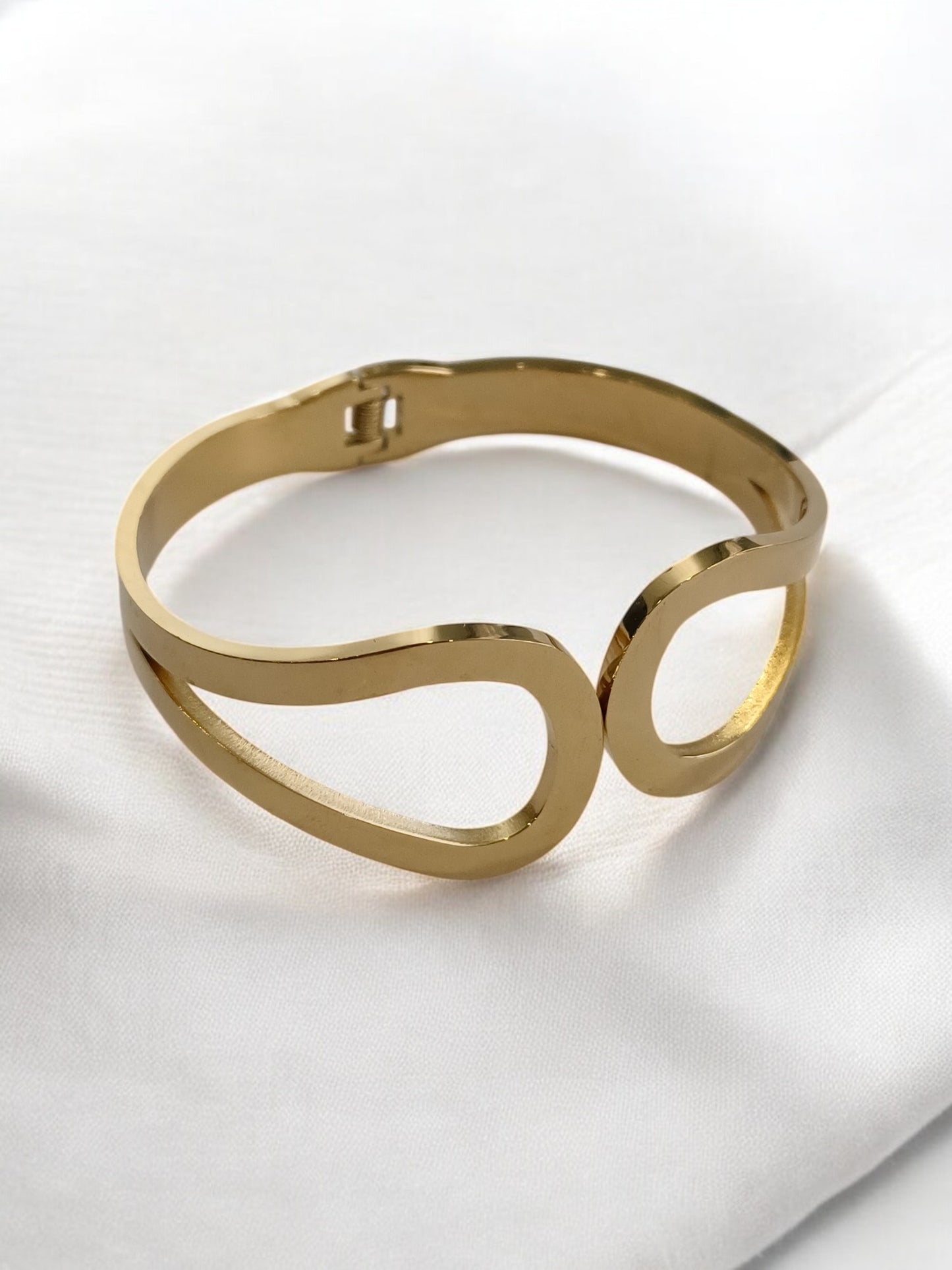 GOLDEN FANCY BRACELET