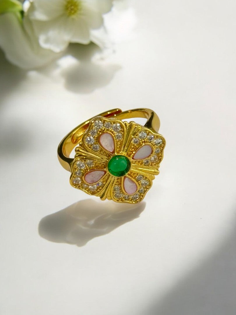 GREEN DIAMOND MARTIN RING