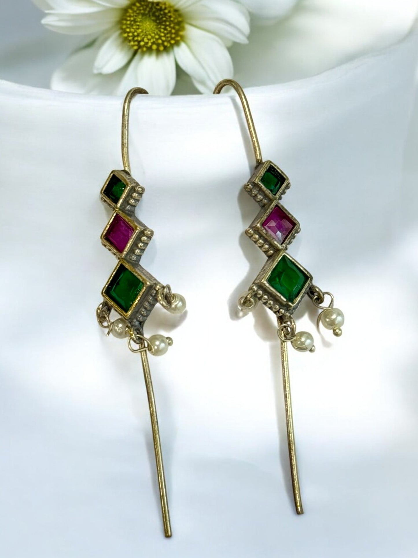 GREEN PINK IRYA GERMAN SILVER EAR CUFF