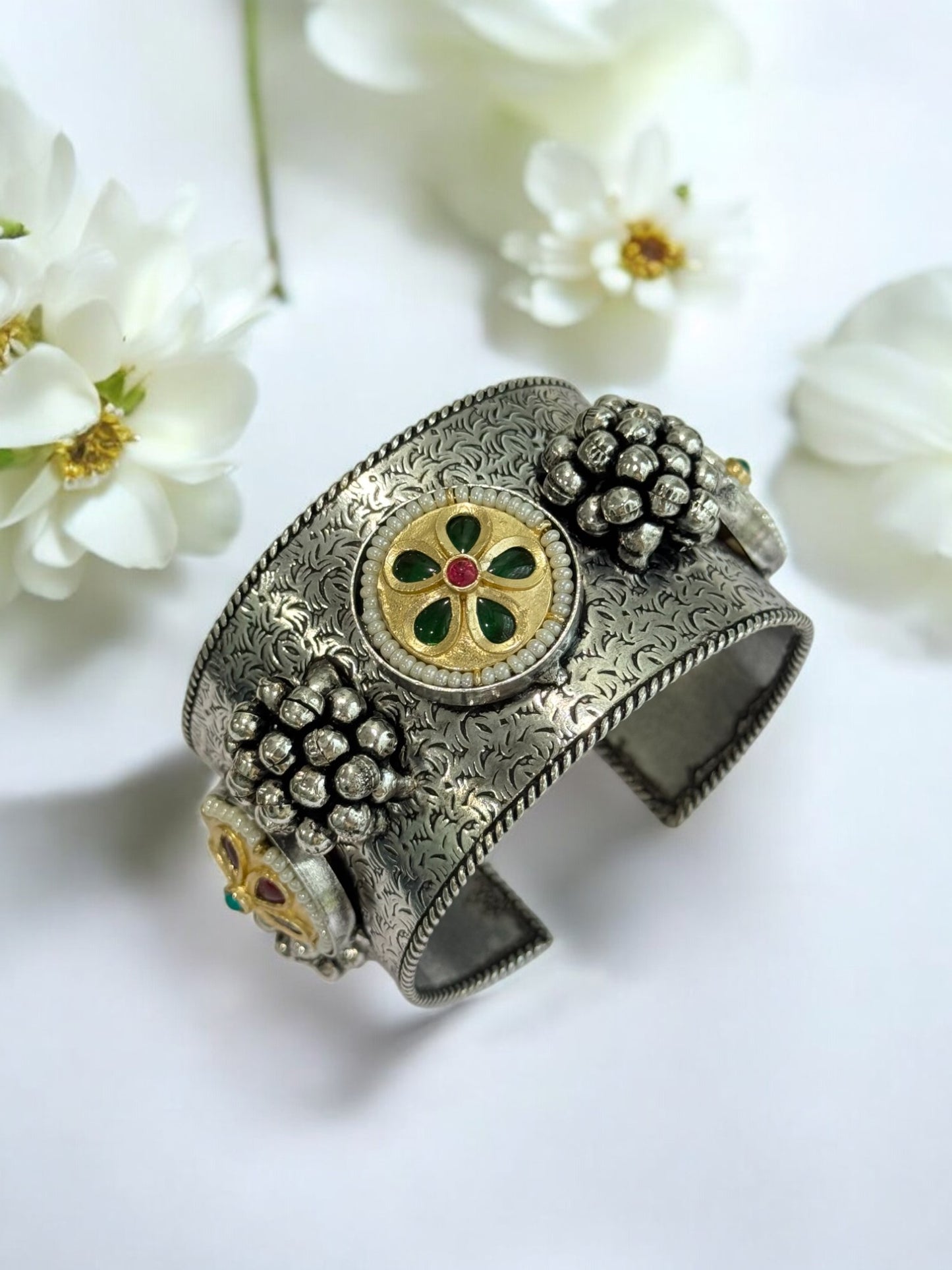 GREEN RED KRITI GERMAN SILVER BANGLE