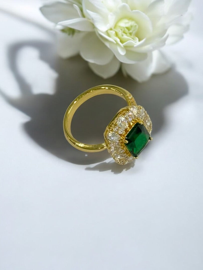 GREEN STONE MYLO RING