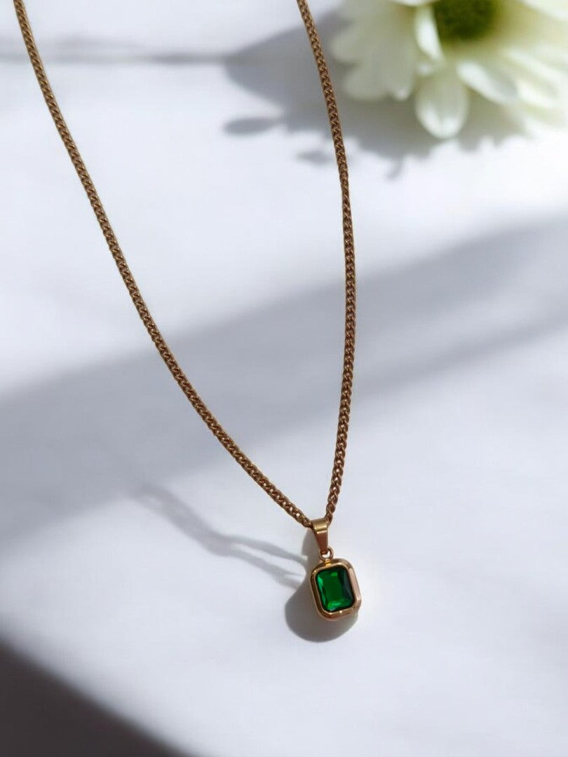 ROSE GOLD CHAIN WITH GREEN STONE