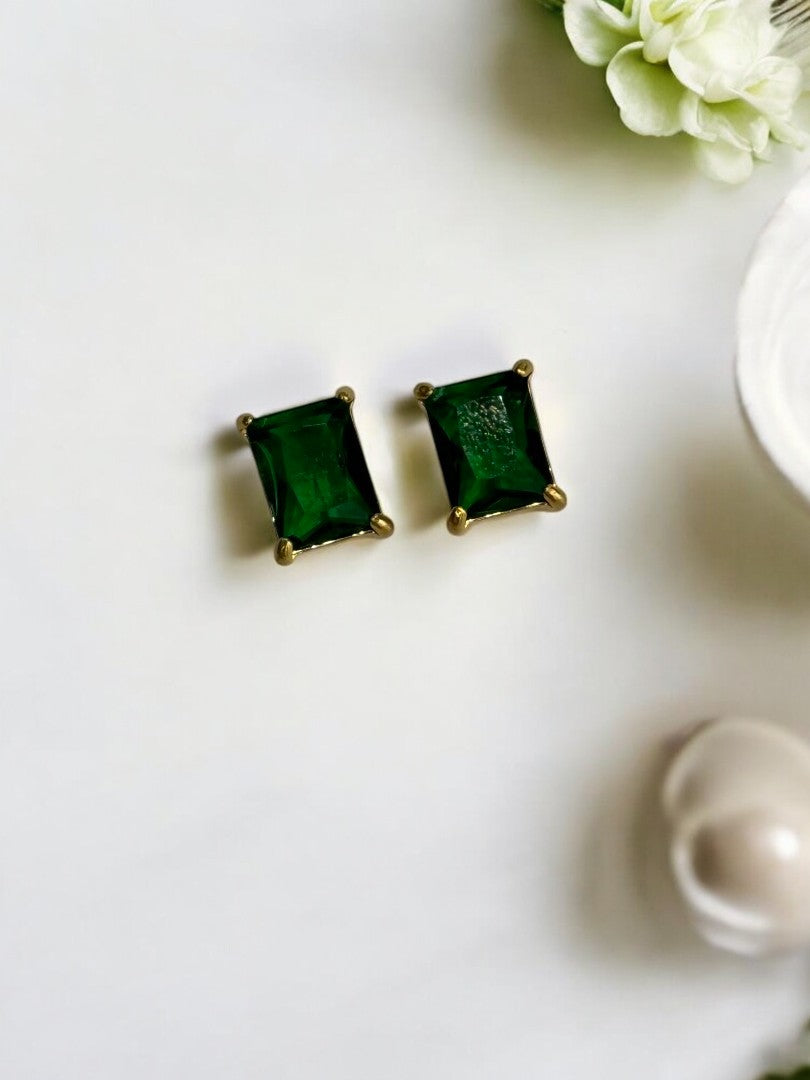 18K GOLD PLATED GREEN RECTANGULAR DIAMOND PREMIUM STUD