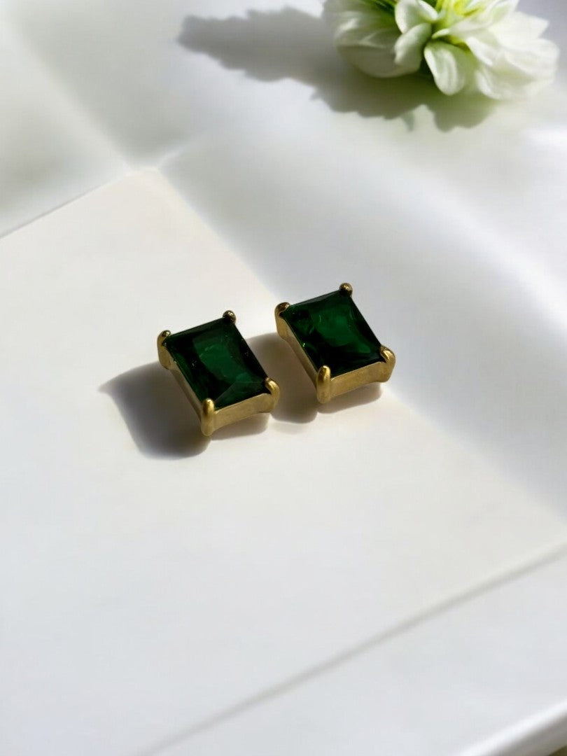 18K GOLD PLATED GREEN RECTANGULAR DIAMOND PREMIUM STUD