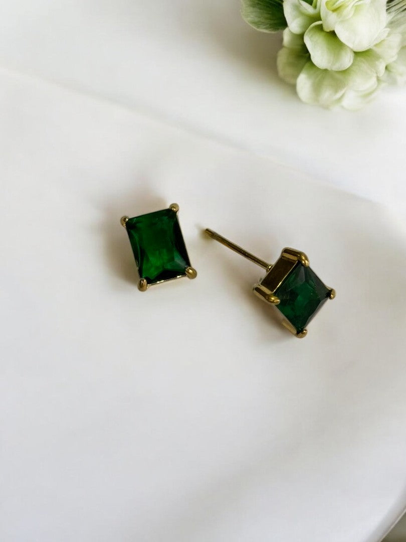 18K GOLD PLATED GREEN RECTANGULAR DIAMOND PREMIUM STUD