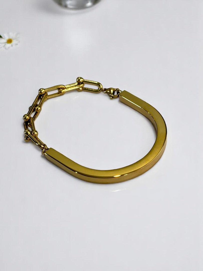 GOLDEN TIFFANY AVERIE BRACELET