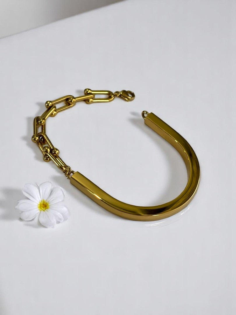 GOLDEN TIFFANY AVERIE BRACELET