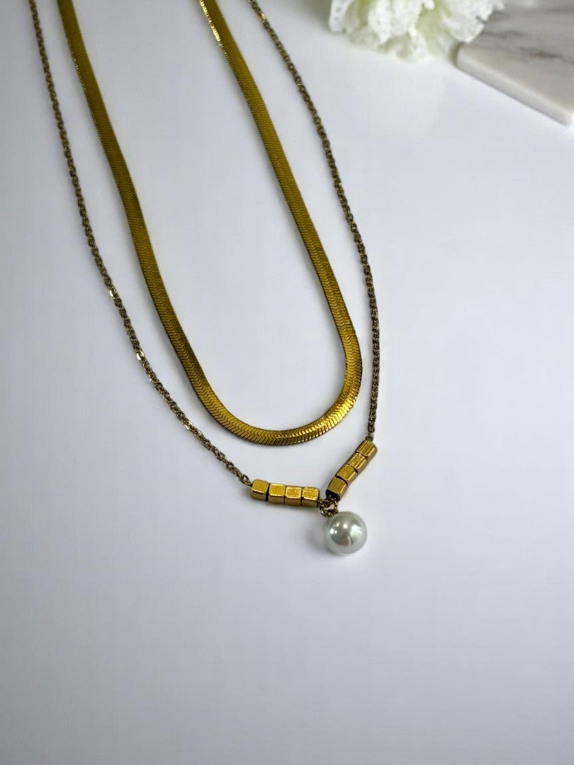 LAYERED PEARL BEGONIA NECKLACE