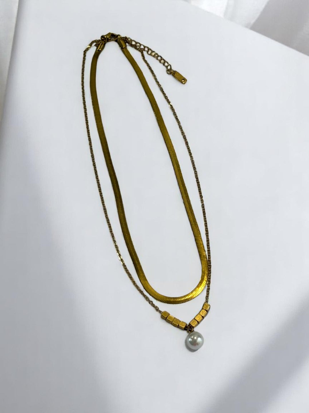 LAYERED PEARL BEGONIA NECKLACE