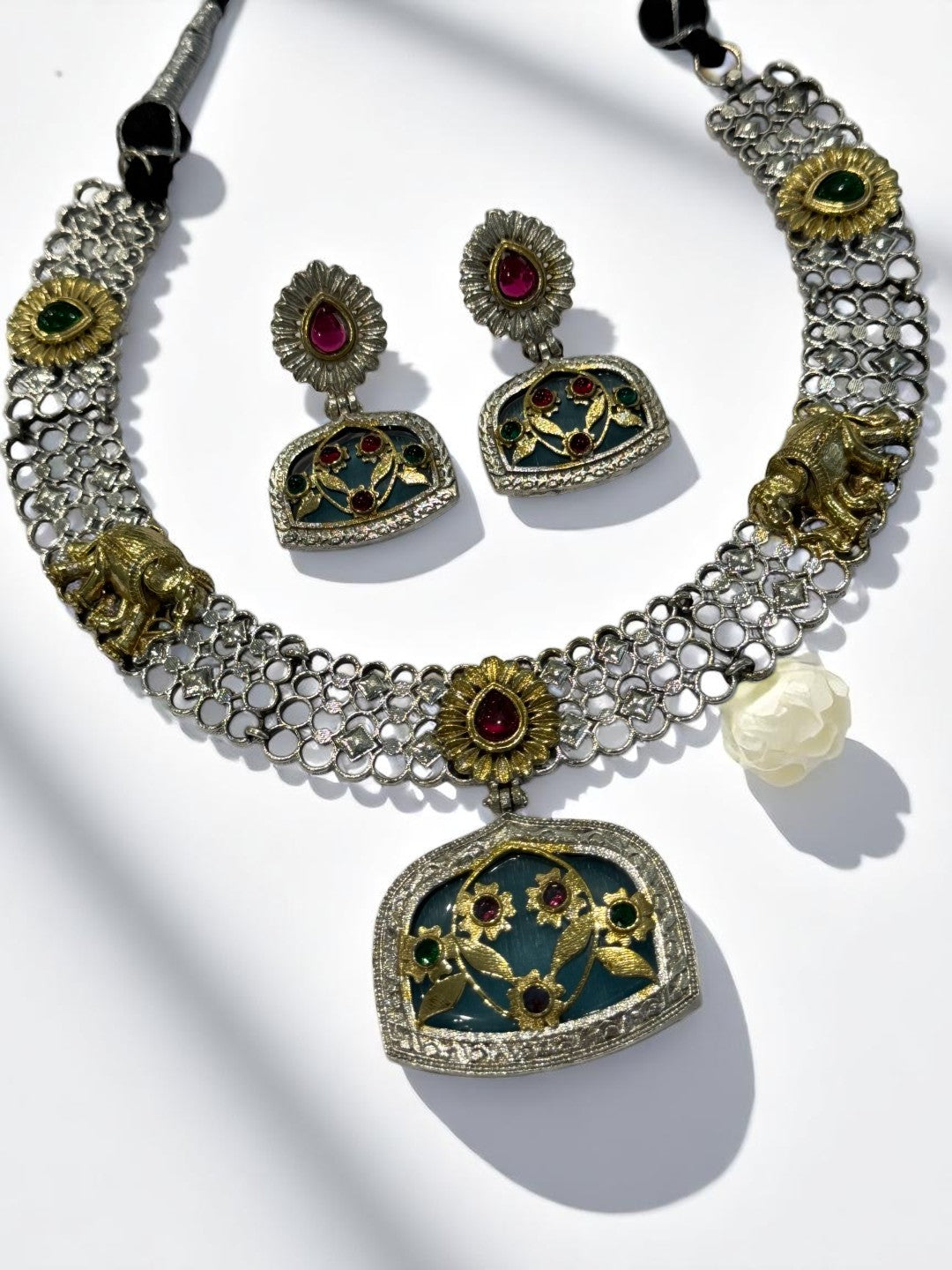 GREEN RED OSHMA GERMAN SILVER JEWELLERY SET