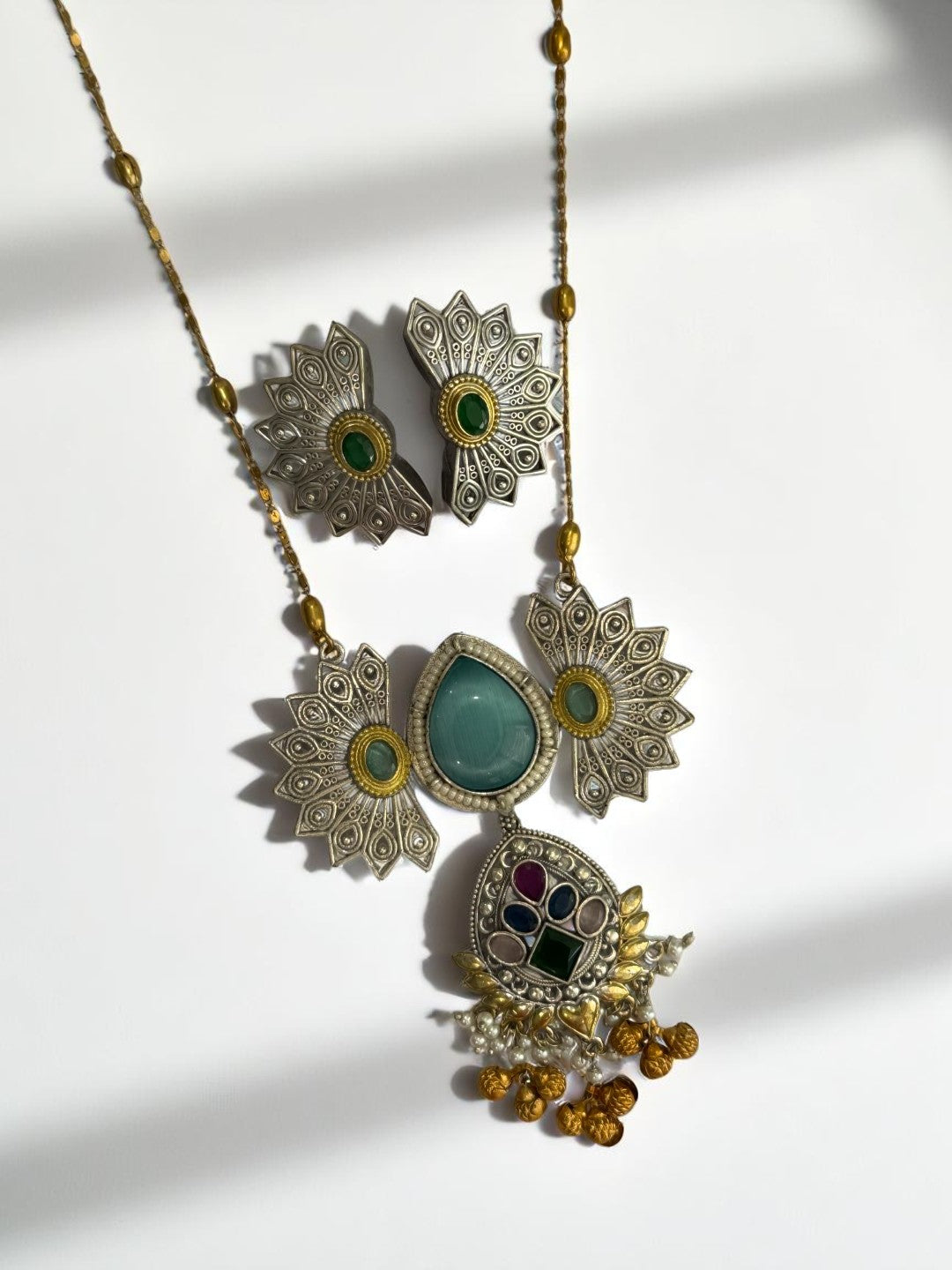 GREEN PIHU GERMAN SILVER JEWELLERY SET