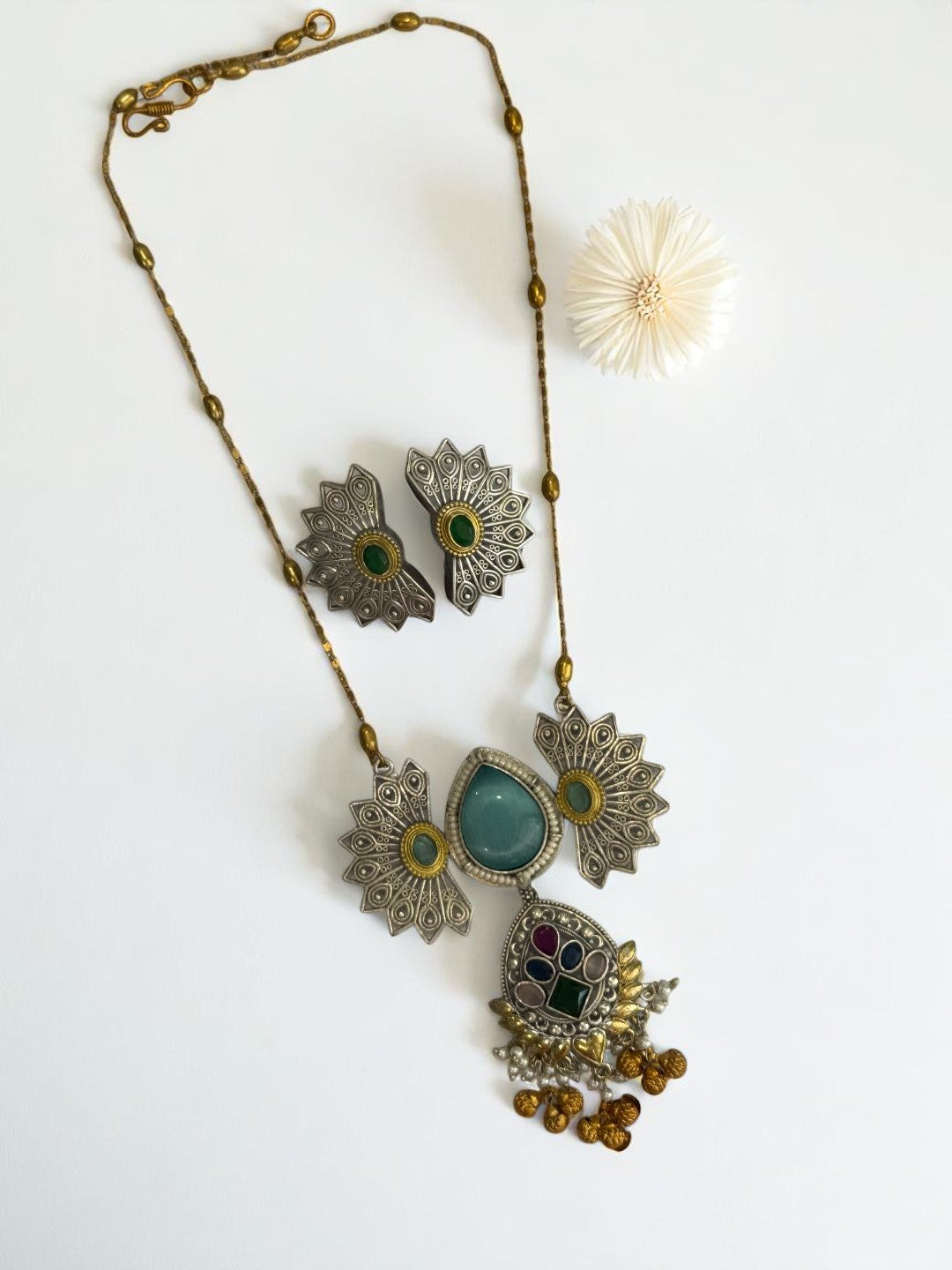 GREEN PIHU GERMAN SILVER JEWELLERY SET