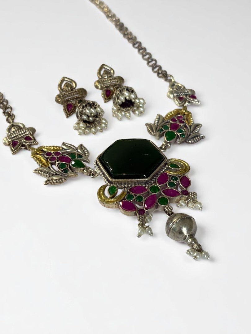 GREEN REKHA GERMAN SILVER JEWELLERY SET