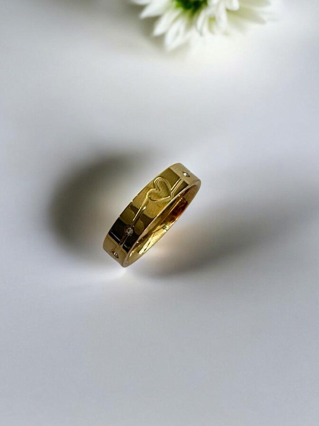 GOLD DIAMOND HEART MISHRIE RING