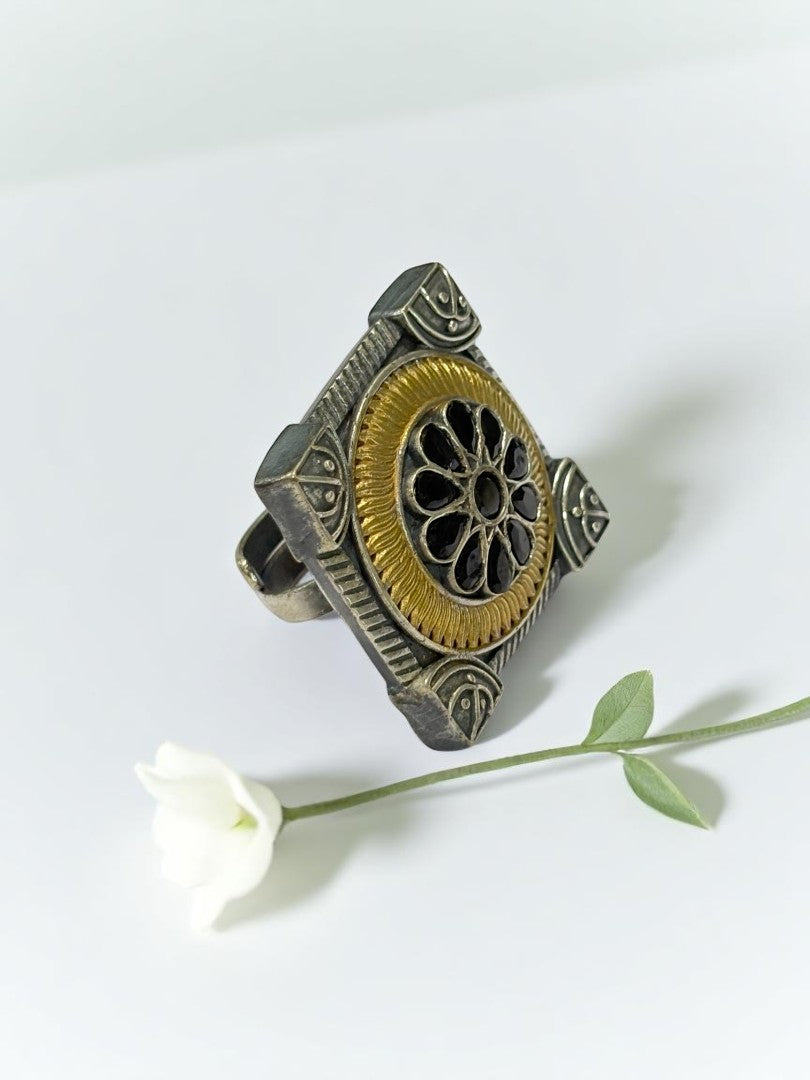BLACK FLOWER AYANI GERMAN SILVER RING