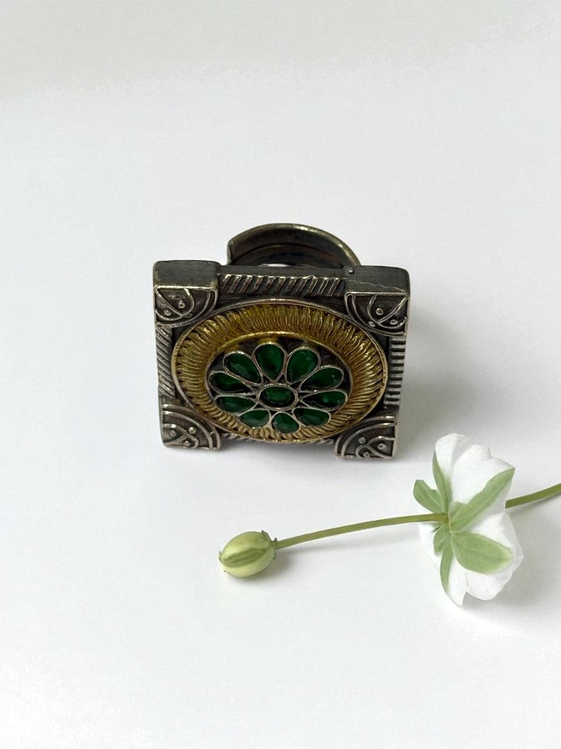 GREEN FLOWER AYANI GERMAN SILVER RING