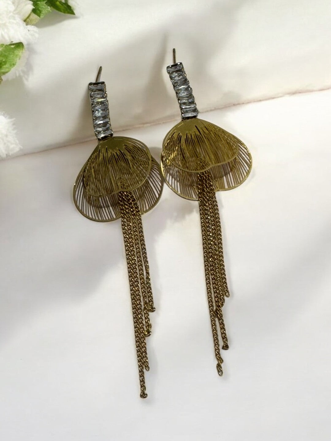 GOLD REMICCA EARRINGS