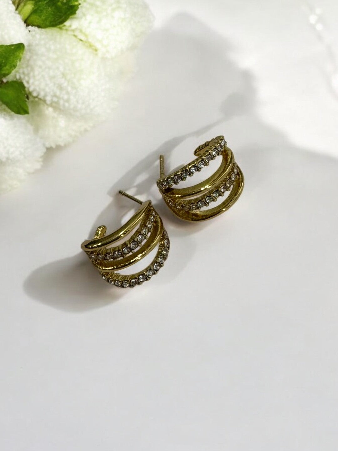 GOLD DIAMOND NRICEY EARRINGS