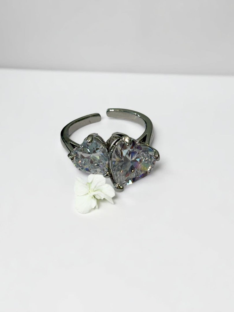 SILVER HEART DIAMOND JEMMY RING