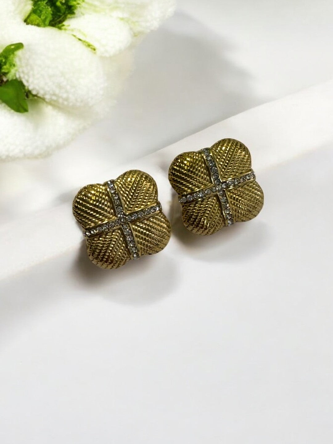 GOLDEN DIAMOND KAIAN EARRINGS