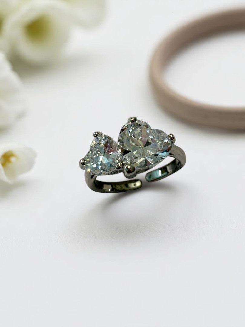 SILVER HEART DIAMOND JEMMY RING