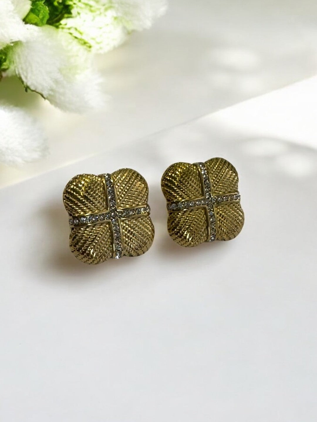 GOLDEN DIAMOND KAIAN EARRINGS