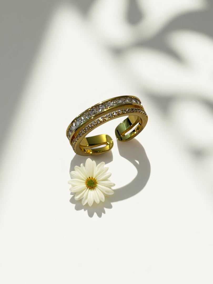 GOLDEN DIAMOND JHONEY RING