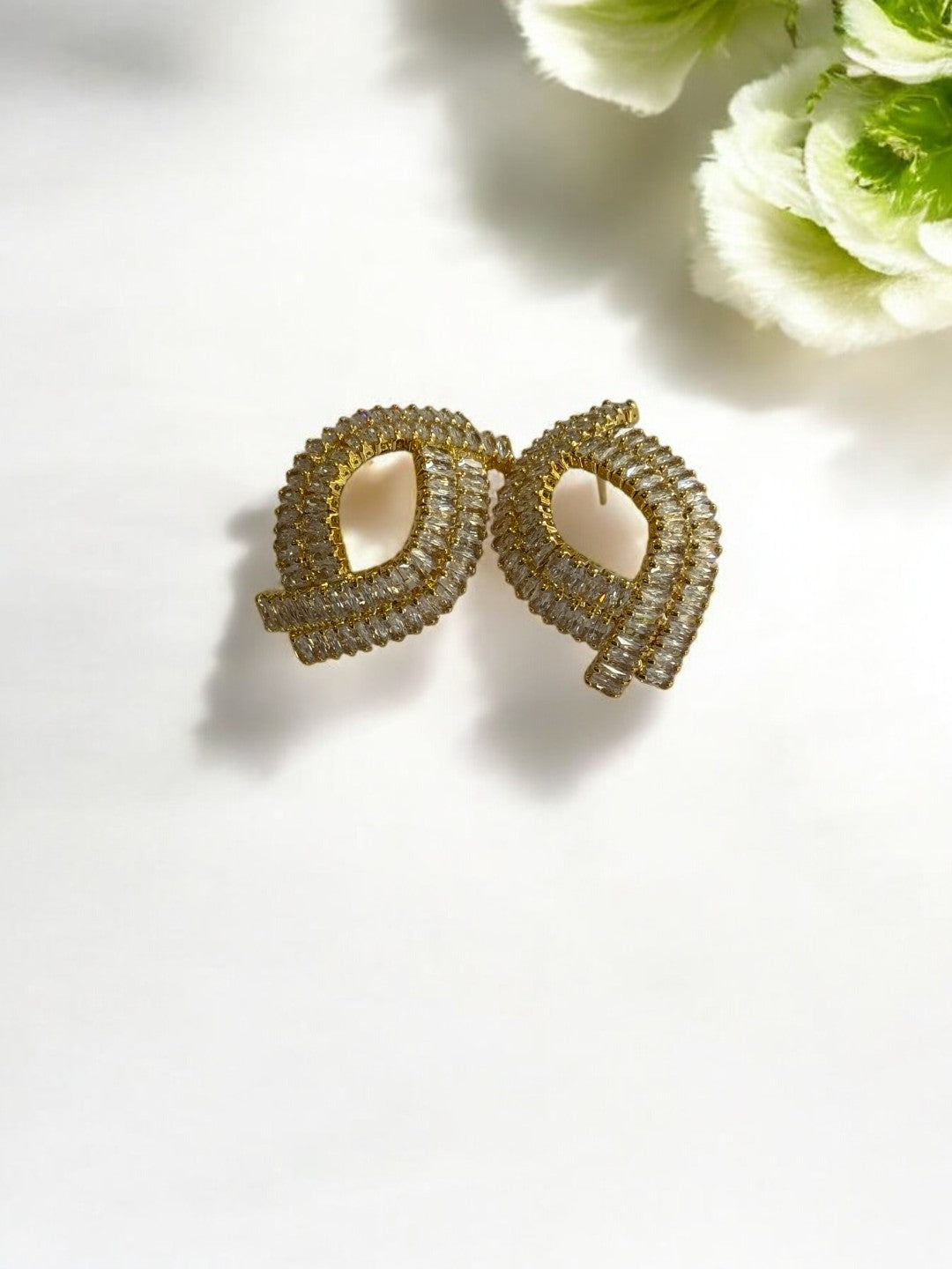GOLDEN DIAMOND CALANIA EARRINGS