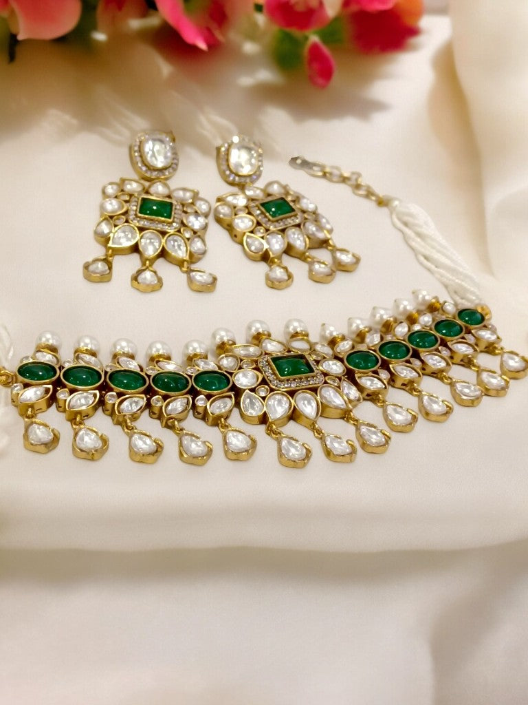 GREEN ADHAYA JEWELLERY SET
