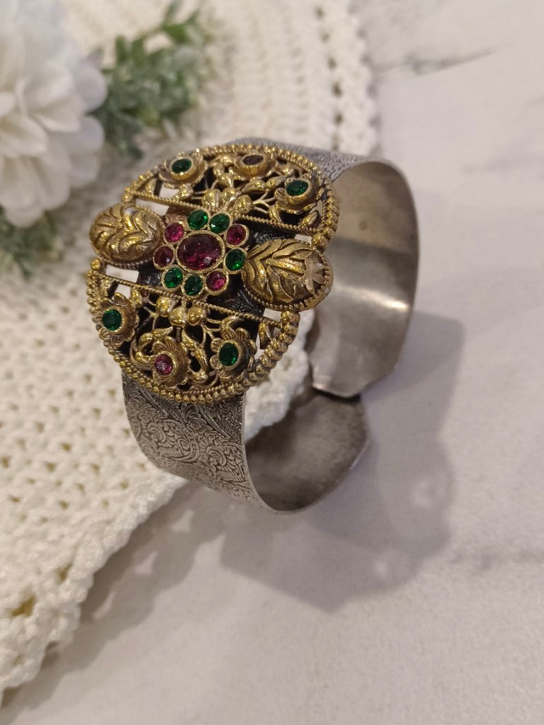 MULTI MIHIRA GERMAN SILVER BANGLE