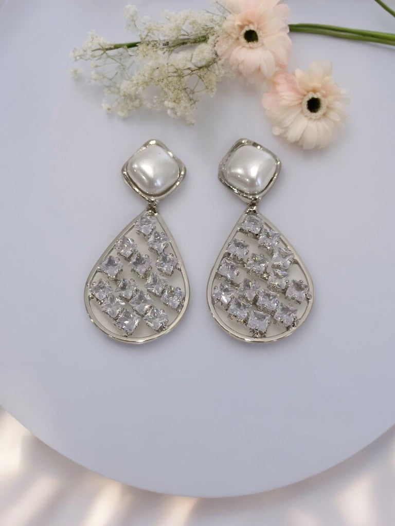 SILVER DIAMOND & PEARL COOPER EARRINGS