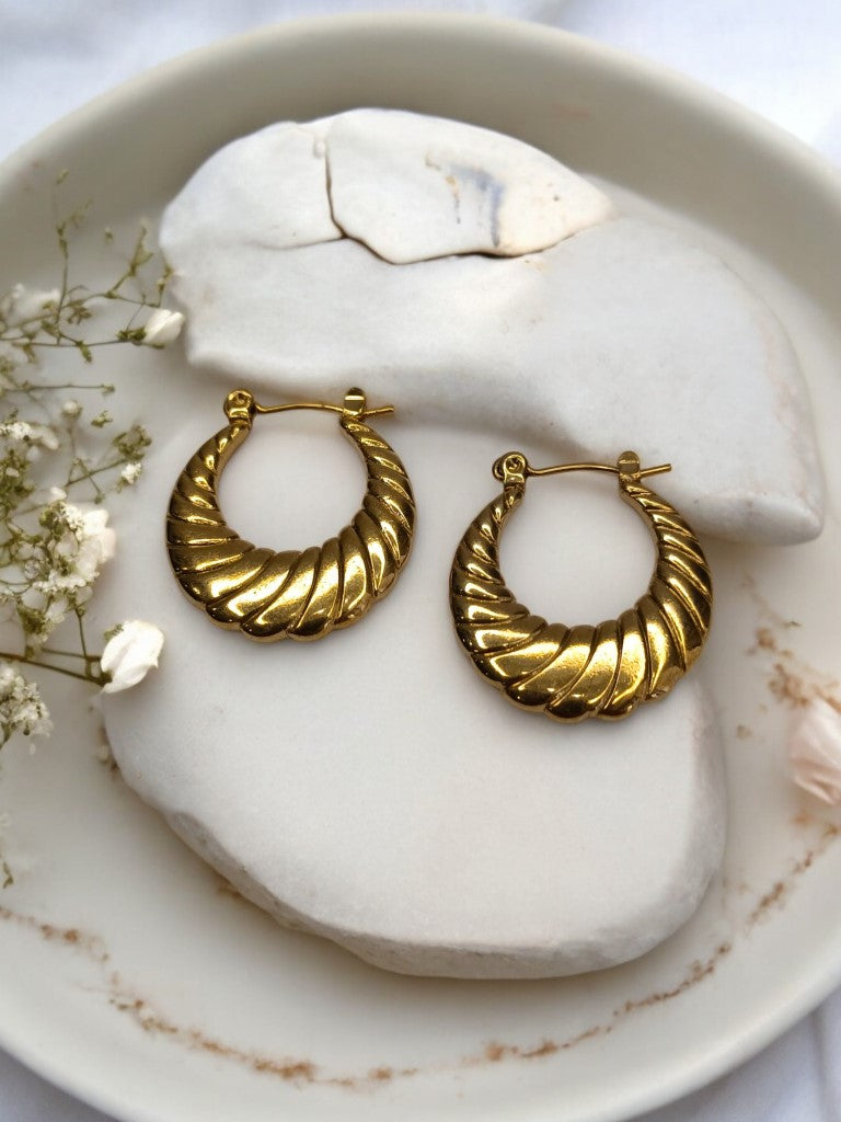GOLD ROUND FLORENCE EARRINGS