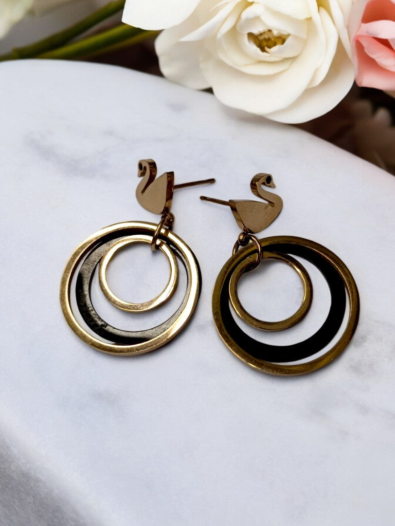 GOLD SWAN WITH HANGING CIRCLE HERISH EARRINGS