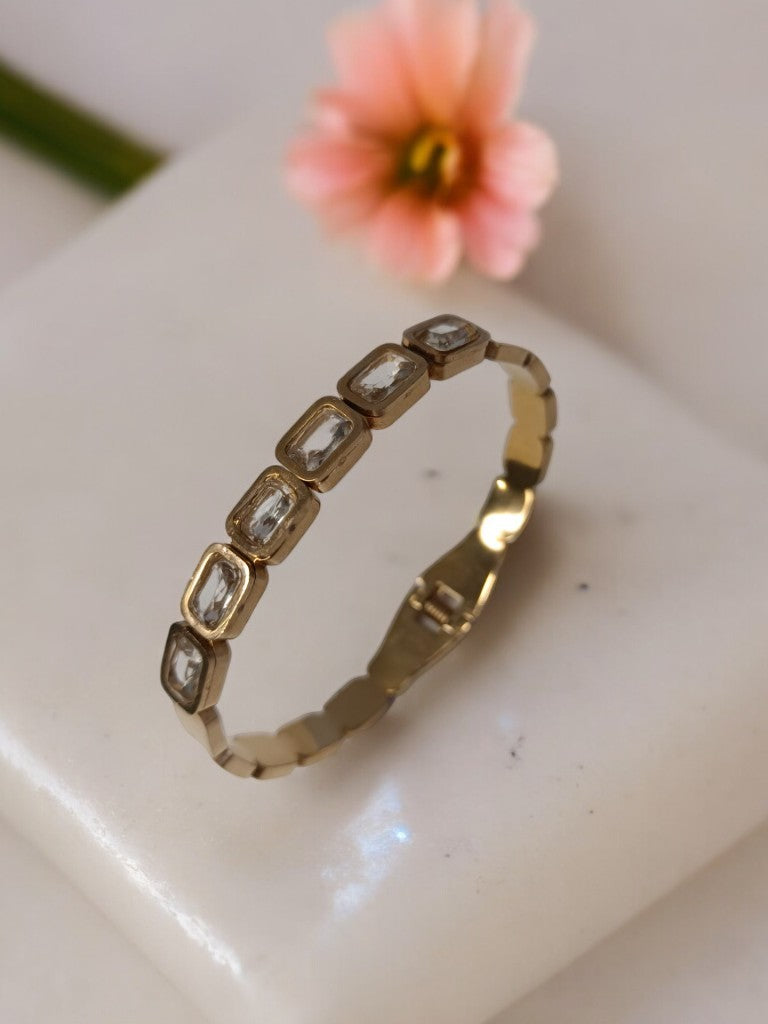 ROSE GOLD RECTANGULAR DIAMOND NERYS BRACELET