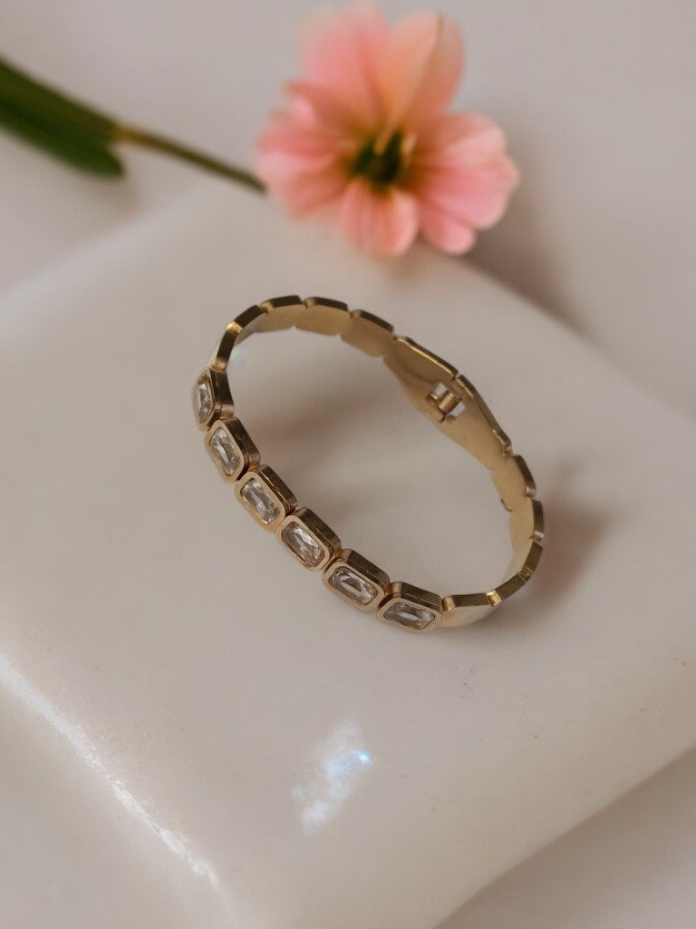 ROSE GOLD RECTANGULAR DIAMOND NERYS BRACELET