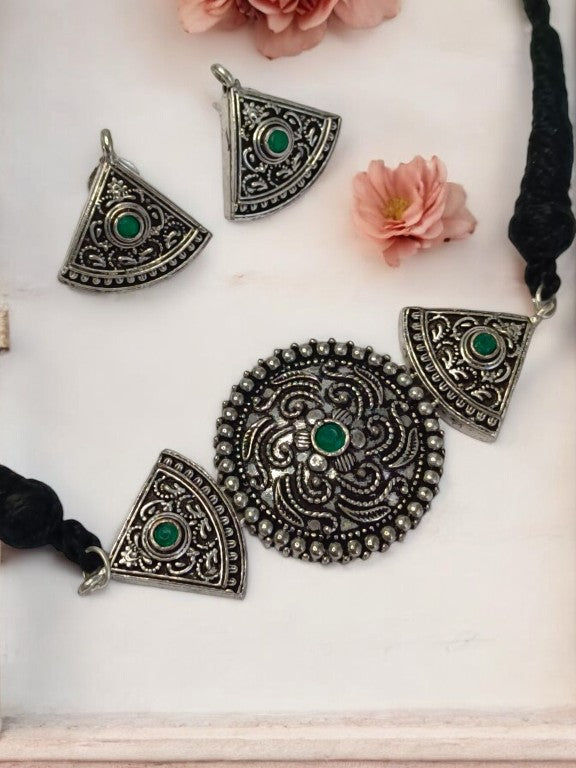 GREEN KARALI GERMAN SILVER JEWELLERY SET