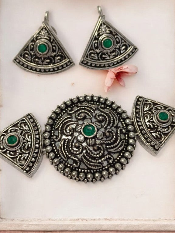 GREEN KARALI GERMAN SILVER JEWELLERY SET