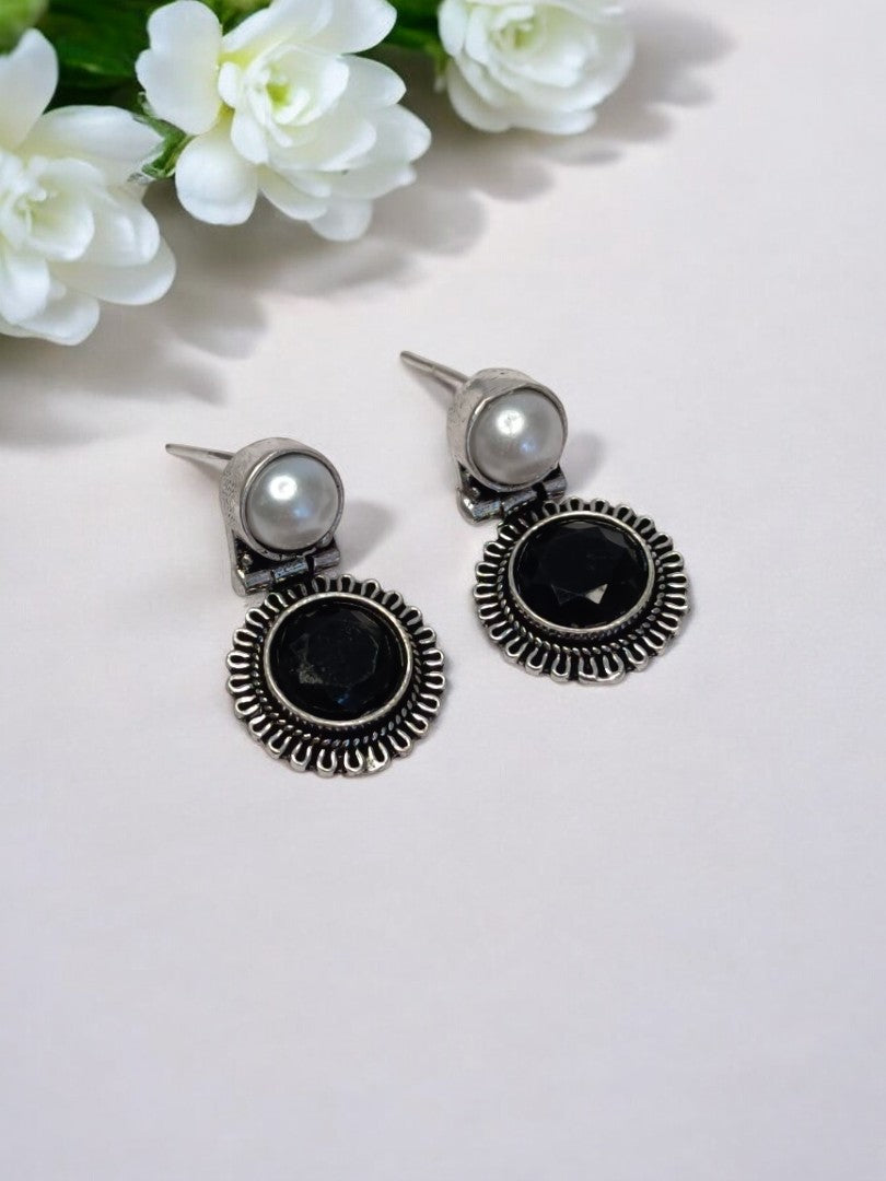 BLACK HITHANSHI GERMAN SILVER EARRINGS
