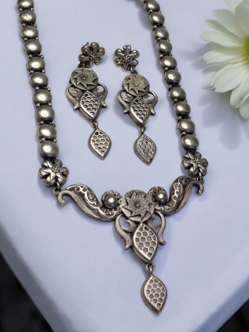 RIVANTHI GERMAN SILVER JEWELLERY SET