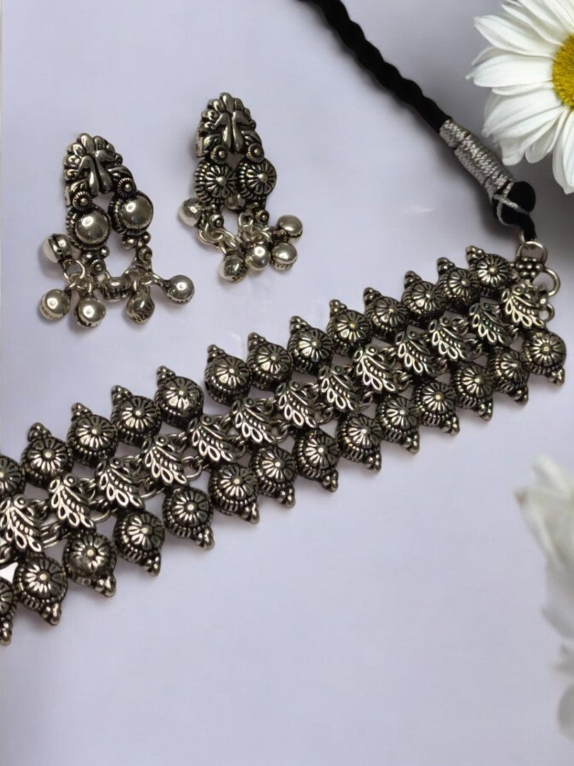 GAURAVI GERMAN SILVER JEWELLERY SET