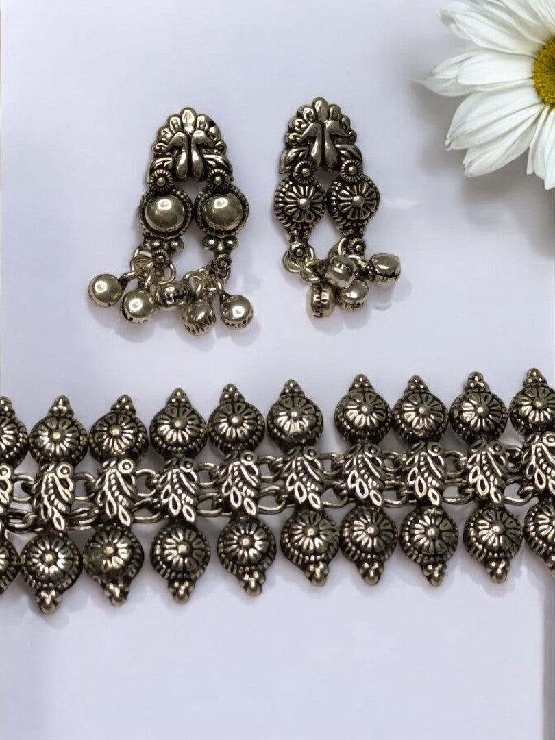 GAURAVI GERMAN SILVER JEWELLERY SET