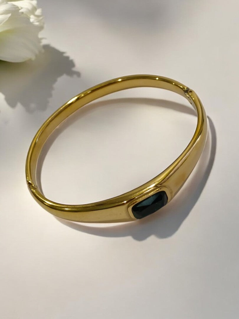 GREEN RECTANGULAR DIAMOND REED BRACELET